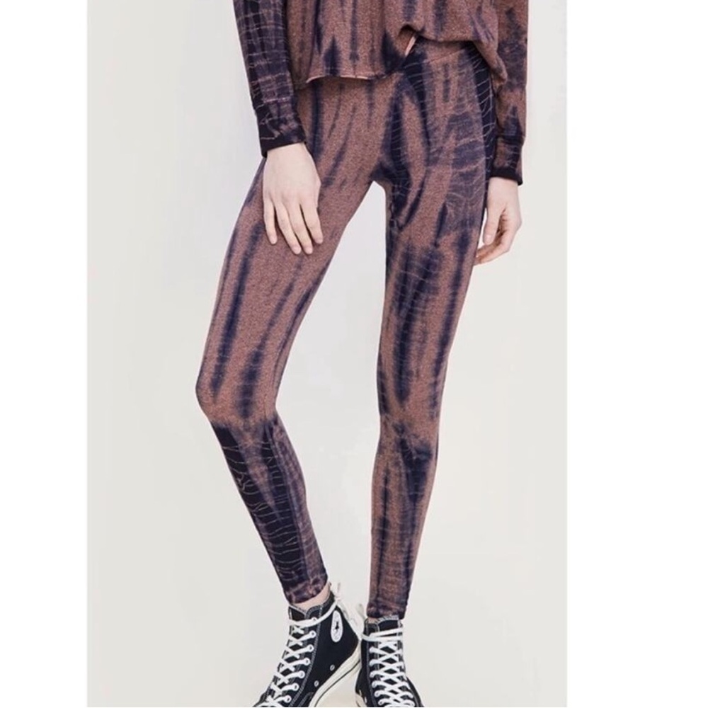 Sundry Tie Dye Leggings.